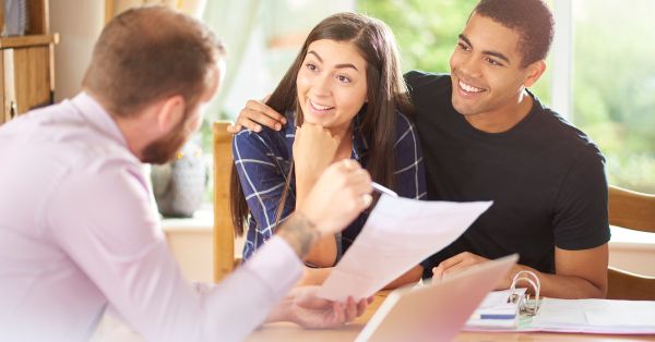 איך אפשר לעזור היום מדריך ידידותי שמפזר את הערפל סביב משכנתאות ופתרונות מימון